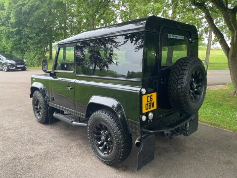 Land Rover Defender Manual 4