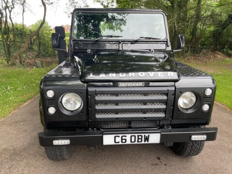 Land Rover Defender Manual 29