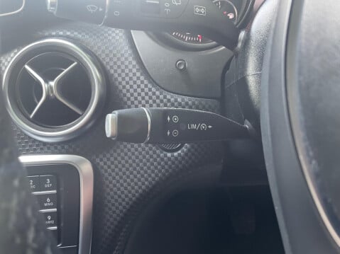 Mercedes-Benz A Class 2.1 A200d Sport (Executive) Euro 6 (s/s) 5dr 26