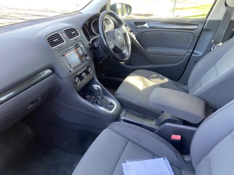 Volkswagen Golf 2.0 TDI SE DSG Euro 5 5dr 21