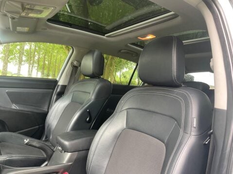 Kia Sportage 2.0 CRDi KX-2 AWD Euro 5 5dr 37