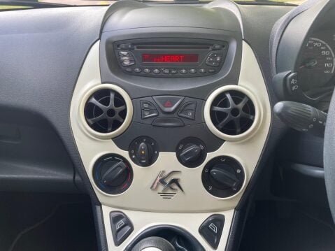 Ford Ka 1.2 Style Euro 4 3dr 29
