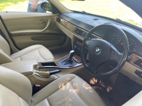 BMW 3 Series 2.0 320i SE Auto Euro 4 4dr 23