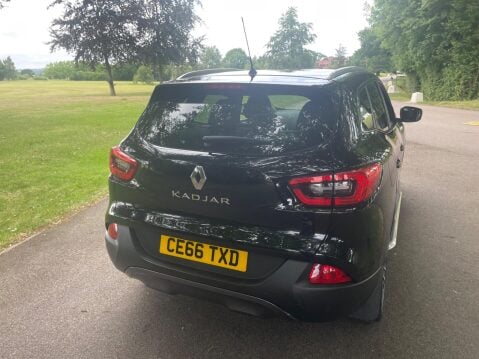 Renault Kadjar 1.6 dCi Signature Nav Euro 6 (s/s) 5dr 8
