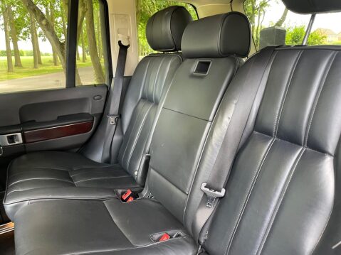 Land Rover Range Rover 3.6 TD V8 Vogue 5dr 32