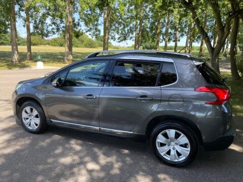 Peugeot 2008 1.2 PureTech Allure Euro 6 (s/s) 5dr 8