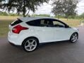 Ford Focus 1.0T EcoBoost Titanium Navigator Euro 5 (s/s) 5dr 4