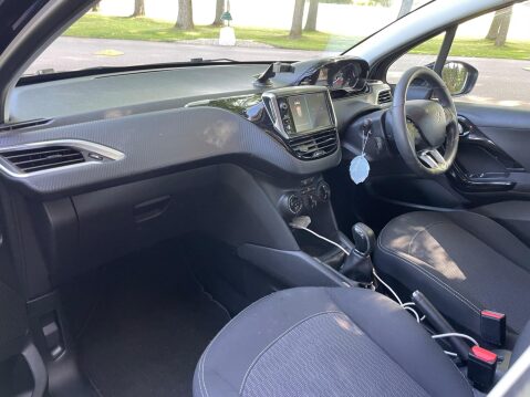 Peugeot 208 1.2 PureTech Active Euro 6 (s/s) 5dr 30