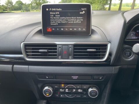 Mazda 3 2.0 SKYACTIV-G SE-L Nav Fastback Auto Euro 5 (s/s) 4dr 31