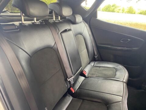 Kia Ceed 1.6 T-GDi GT Tech Euro 5 5dr 23