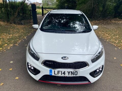 Kia Ceed 1.6 T-GDi GT Tech Euro 5 5dr 17