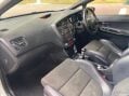 Kia Ceed 1.6 T-GDi GT Tech Euro 5 5dr 26