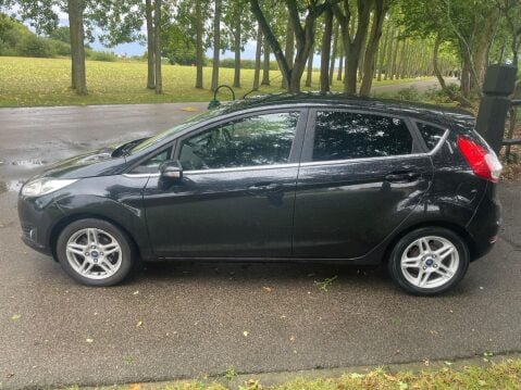 Ford Fiesta 1.0T EcoBoost Zetec Euro 5 (s/s) 5dr 9