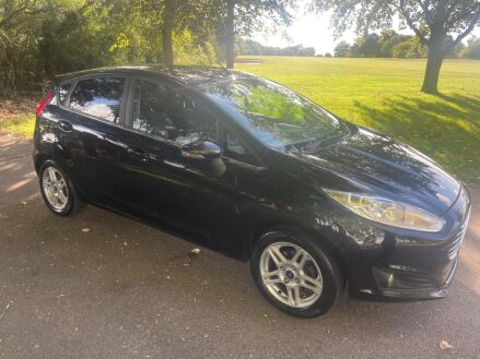 Ford Fiesta 1.0T EcoBoost Zetec Euro 5 (s/s) 5dr