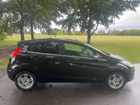 Ford Fiesta 1.0T EcoBoost Zetec Euro 5 (s/s) 5dr 3