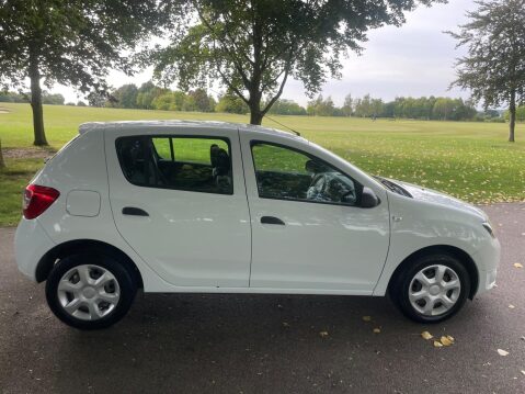 Dacia Sandero 1.2 Ambiance Euro 5 5dr 3