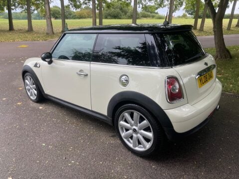 Mini Hatch 1.6 Cooper Euro 4 3dr 12
