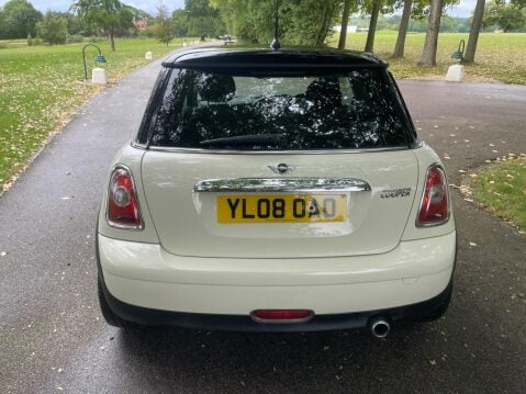 Mini Hatch 1.6 Cooper Euro 4 3dr 8