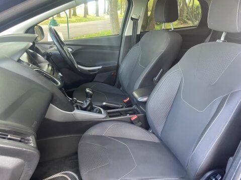 Ford Focus 1.0T EcoBoost Zetec Euro 6 (s/s) 5dr 31