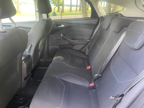 Ford Focus 1.0T EcoBoost Zetec Euro 6 (s/s) 5dr 24