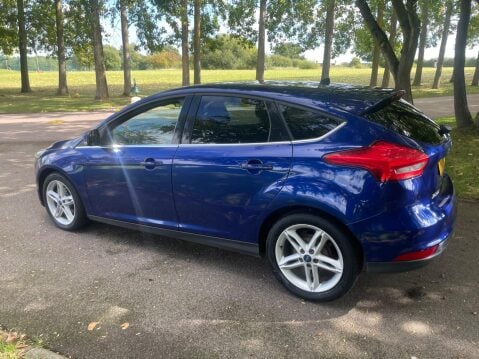 Ford Focus 1.0T EcoBoost Zetec Euro 6 (s/s) 5dr 9
