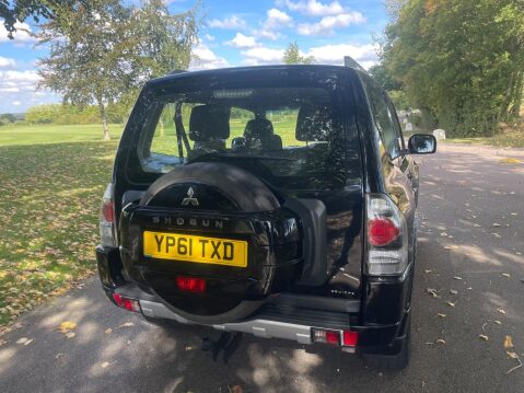 Mitsubishi Shogun 3.2 DI-DC Equippe Auto 4WD Euro 5 3dr SWB 12