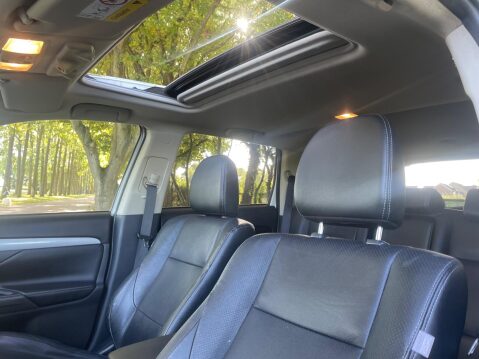 Mitsubishi Outlander 2.0h 12kWh GX4h CVT 4WD Euro 5 (s/s) 5dr 37