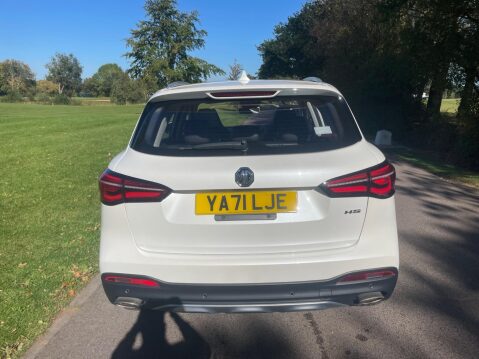 MG HS 1.5 T-GDI Exclusive DCT Euro 6 (s/s) 5dr 37