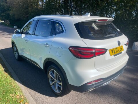 MG HS 1.5 T-GDI Exclusive DCT Euro 6 (s/s) 5dr 27