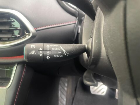 MG HS 1.5 T-GDI Exclusive DCT Euro 6 (s/s) 5dr 48