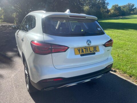 MG HS 1.5 T-GDI Exclusive DCT Euro 6 (s/s) 5dr 35