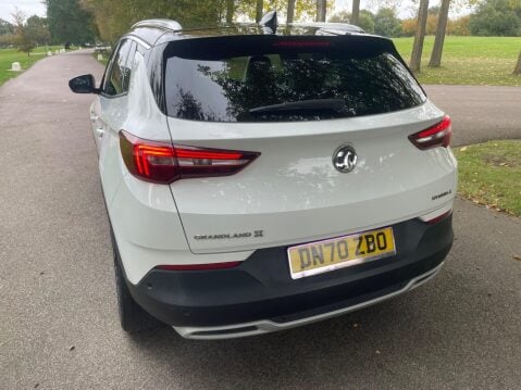 Vauxhall Grandland X 1.6 13.2kWh Elite Nav Auto 4WD Euro 6 (s/s) 5dr Hybrid4 13