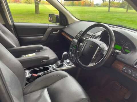 Land Rover Freelander 2 2.2 TD4 HSE Auto 4WD Euro 4 5dr 30