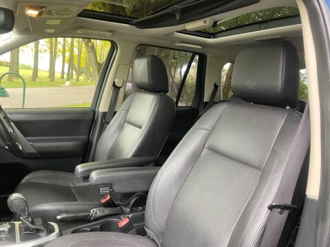 Land Rover Freelander 2 2.2 TD4 HSE Auto 4WD Euro 4 5dr 24