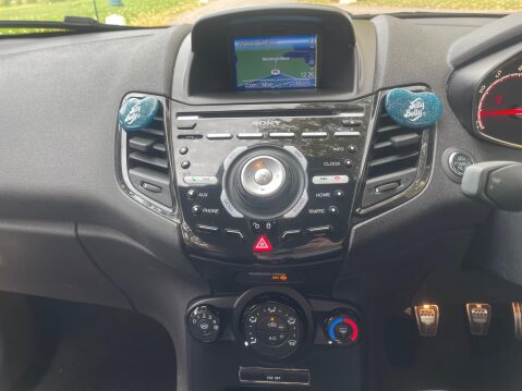 Ford Fiesta 1.6T EcoBoost ST-2 Euro 6 3dr 26