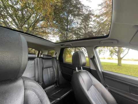 Land Rover Discovery Sport 2.0 TD4 HSE Auto 4WD Euro 6 (s/s) 5dr 35