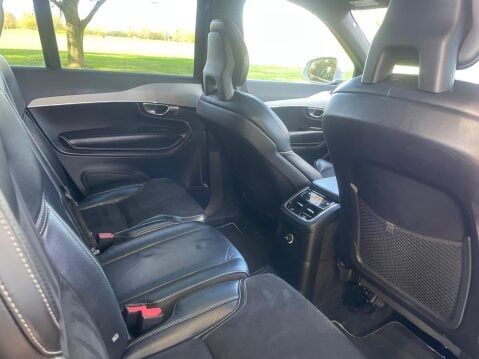 Volvo XC90 2.0h T8 Twin Engine 10.4kWh R-Design Pro Auto 4WD Euro 6 (s/s) 5dr 30