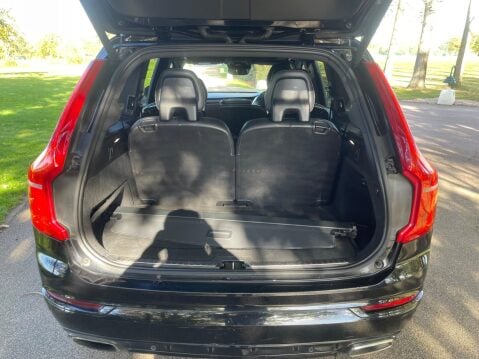 Volvo XC90 2.0h T8 Twin Engine 10.4kWh R-Design Pro Auto 4WD Euro 6 (s/s) 5dr 38