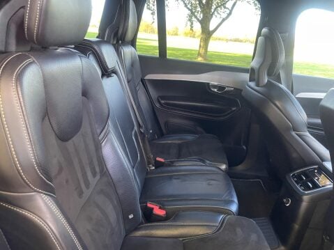 Volvo XC90 2.0h T8 Twin Engine 10.4kWh R-Design Pro Auto 4WD Euro 6 (s/s) 5dr 28