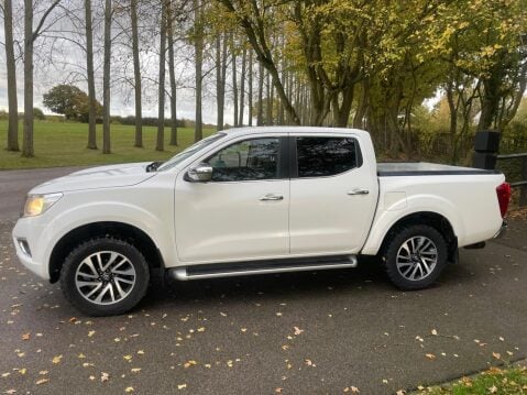 Nissan Navara 2.3 dCi Acenta+ 4WD Euro 6 (s/s) 4dr 15