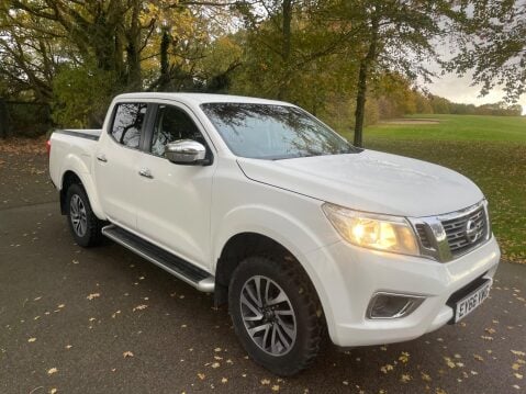 Nissan Navara 2.3 dCi Acenta+ 4WD Euro 6 (s/s) 4dr 1