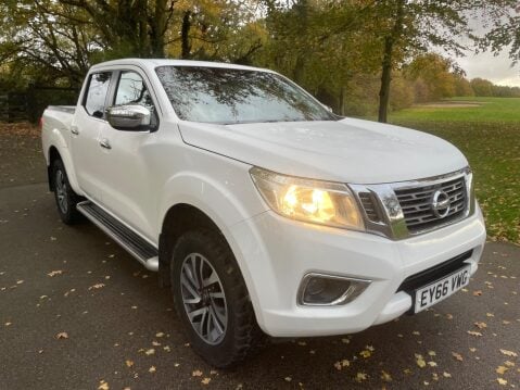 Nissan Navara 2.3 dCi Acenta+ 4WD Euro 6 (s/s) 4dr 16