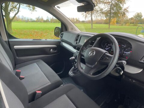Vauxhall Vivaro 2.0 Turbo D 3100 Elite Crew Van L1 H1 Euro 6 (s/s) 5dr 24