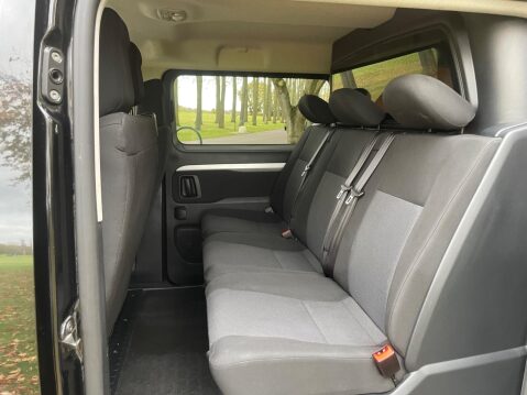 Vauxhall Vivaro 2.0 Turbo D 3100 Elite Crew Van L1 H1 Euro 6 (s/s) 5dr 27