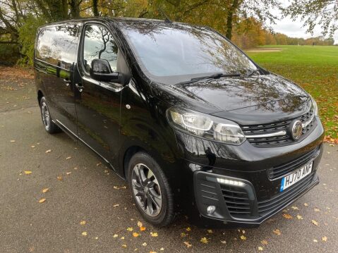 Vauxhall Vivaro 2.0 Turbo D 3100 Elite Crew Van L1 H1 Euro 6 (s/s) 5dr 16