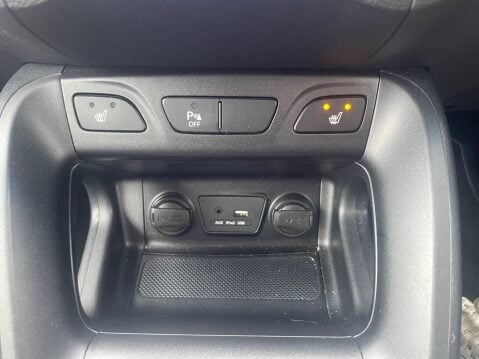 Hyundai ix35 1.6 GDi SE Euro 5 5dr (Nav) 26