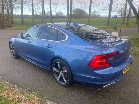 Volvo S90 2.0h T8 Twin Engine 10.4kWh R-Design Pro Saloon 4dr Petrol Plug-in Hybrid A 13