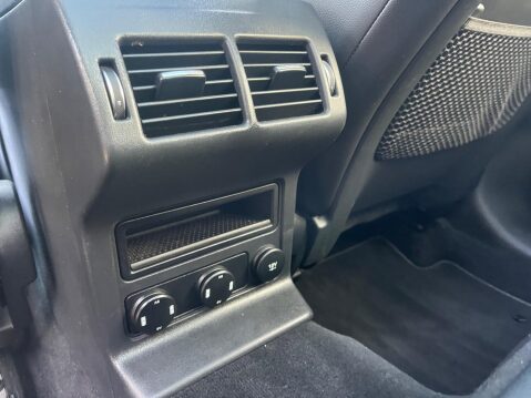 Jaguar F-Pace 2.0 D180 Chequered Flag Auto AWD Euro 6 (s/s) 5dr 31