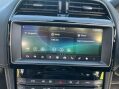 Jaguar F-Pace 2.0 D180 Chequered Flag Auto AWD Euro 6 (s/s) 5dr 37