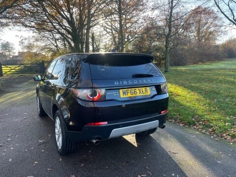 Land Rover Discovery Sport 2.0 TD4 HSE Auto 4WD Euro 6 (s/s) 5dr 17